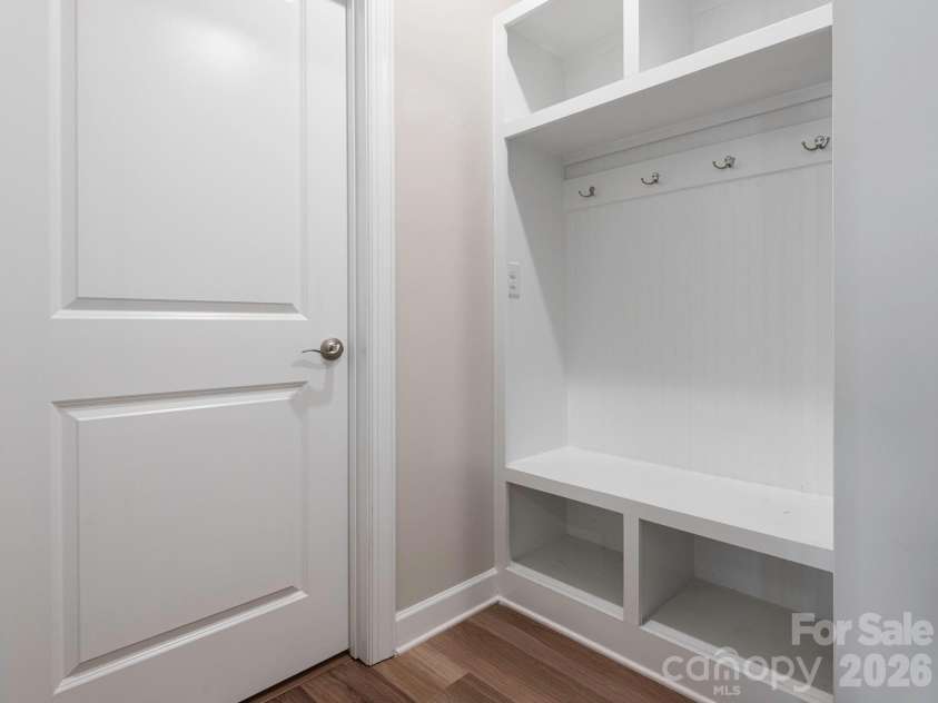 14816 Batteliere Drive, Charlotte, NC 28278.  MLS# CAR4362164, YatesRealty ID 13991. 