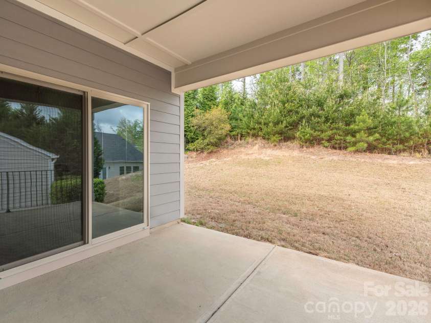 14816 Batteliere Drive, Charlotte, NC 28278.  MLS# CAR4362164, YatesRealty ID 13991. 