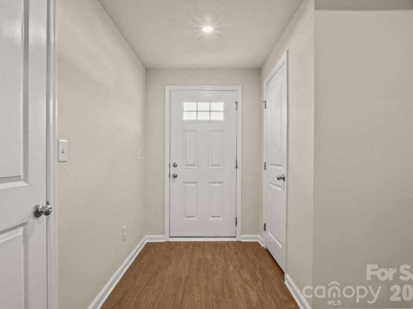 2615 McCurdy Trail, Charlotte, NC 28269.  MLS# CAR4353470, YatesRealty ID 13993. 