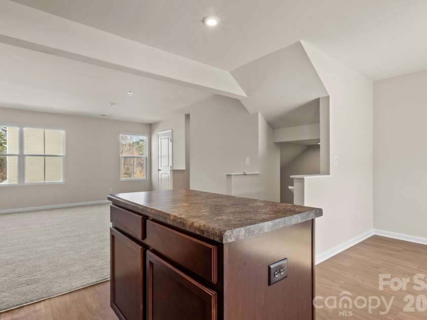 2615 McCurdy Trail, Charlotte, NC 28269.  MLS# CAR4353470, YatesRealty ID 13993. 
