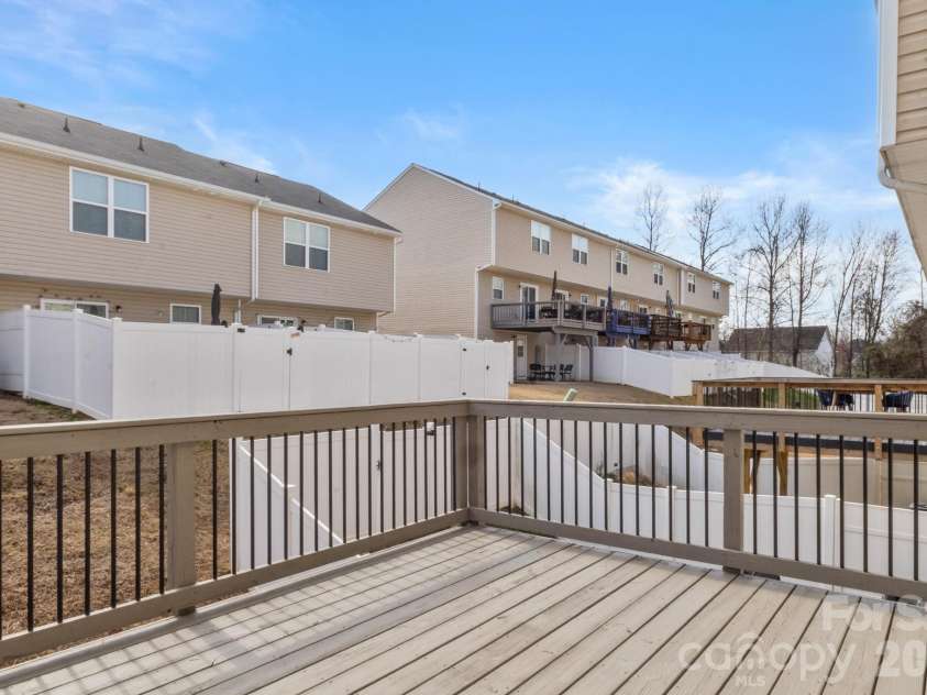 2615 McCurdy Trail, Charlotte, NC 28269.  MLS# CAR4353470, YatesRealty ID 13993. 