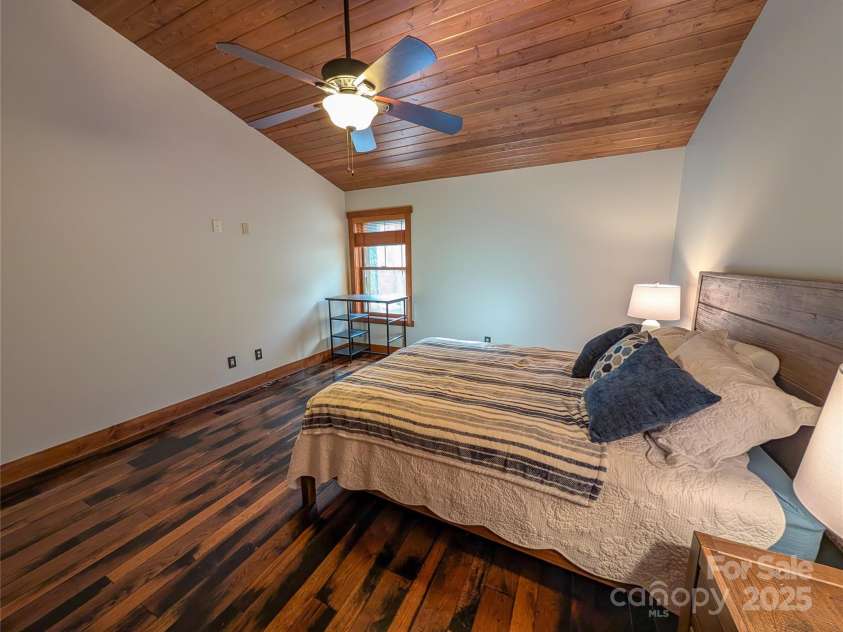 13 Miners Trace Road, Burnsville, NC 28714.  MLS# CAR4206928, YatesRealty ID 13994. Additional view of second bedroom