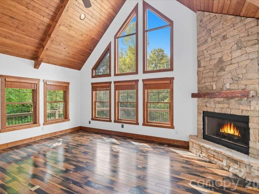 13 Miners Trace Road, Burnsville, NC 28714.  MLS# CAR4307496, YatesRealty ID 13994. 