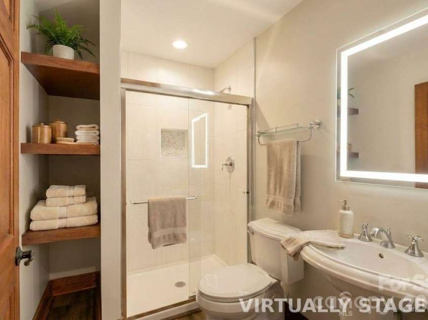 13 Miners Trace Road, Burnsville, NC 28714.  MLS# CAR4307496, YatesRealty ID 13994. 