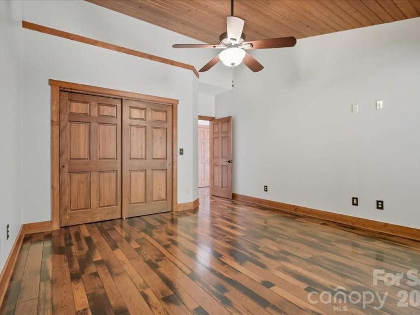 13 Miners Trace Road, Burnsville, NC 28714.  MLS# CAR4307496, YatesRealty ID 13994. 