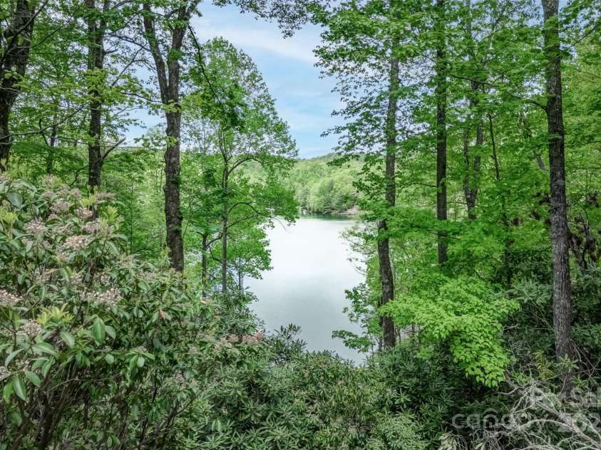 405 Kanasdatsi Drive, Brevard, NC 28712.  MLS# CAR4255040, YatesRealty ID 13995. 