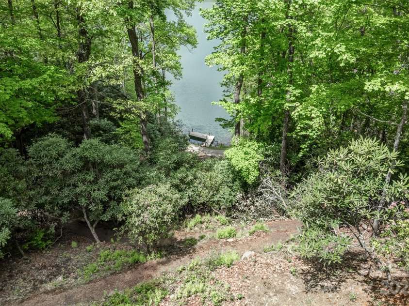 405 Kanasdatsi Drive, Brevard, NC 28712.  MLS# CAR4255040, YatesRealty ID 13995. 