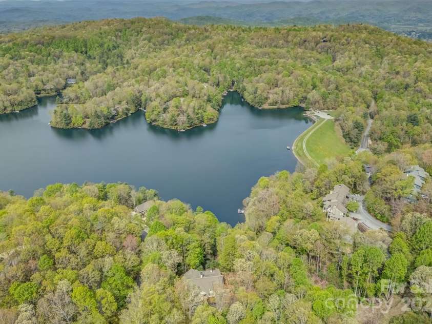 405 Kanasdatsi Drive, Brevard, NC 28712.  MLS# CAR4255040, YatesRealty ID 13995. 