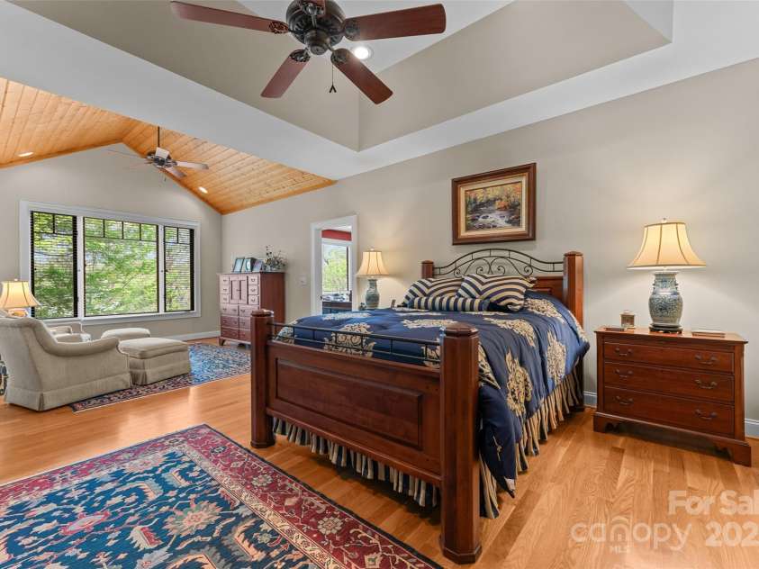 405 Kanasdatsi Drive, Brevard, NC 28712.  MLS# CAR4255040, YatesRealty ID 13995. 