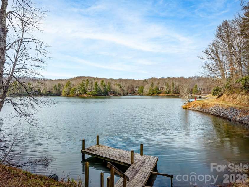 405 Kanasdatsi Drive, Brevard, NC 28712.  MLS# CAR4334054, YatesRealty ID 13995. 