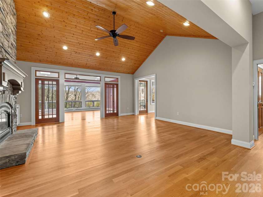 405 Kanasdatsi Drive, Brevard, NC 28712.  MLS# CAR4334054, YatesRealty ID 13995. 