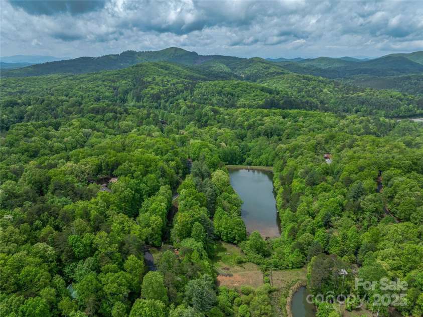 134 Fish Pond Lane, Murphy, NC 28906.  MLS# CAR4259606, YatesRealty ID 13996. 