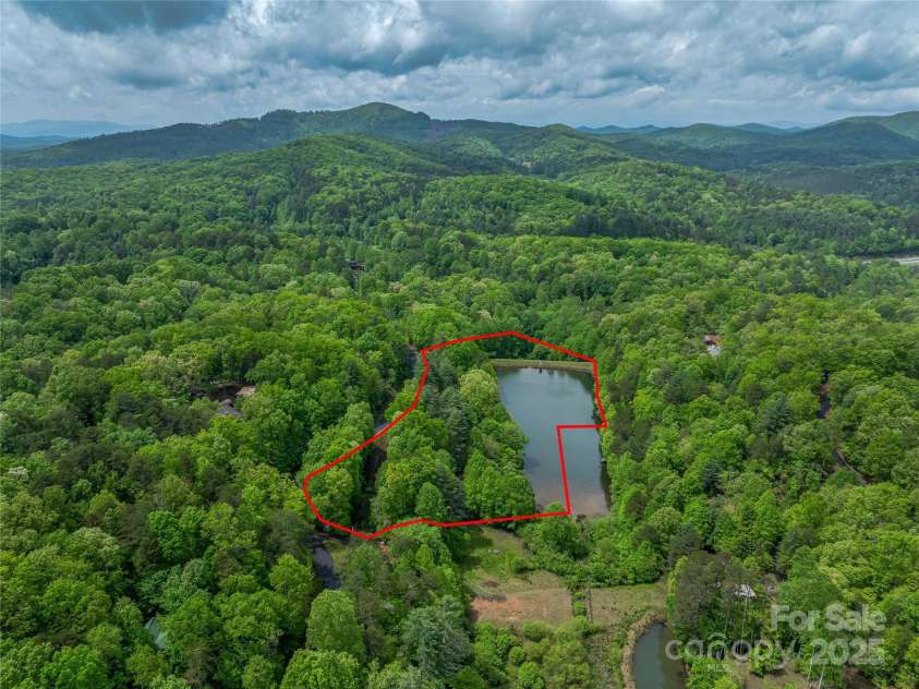 134 Fish Pond Lane, Murphy, NC 28906.  MLS# CAR4259606, YatesRealty ID 13996. 