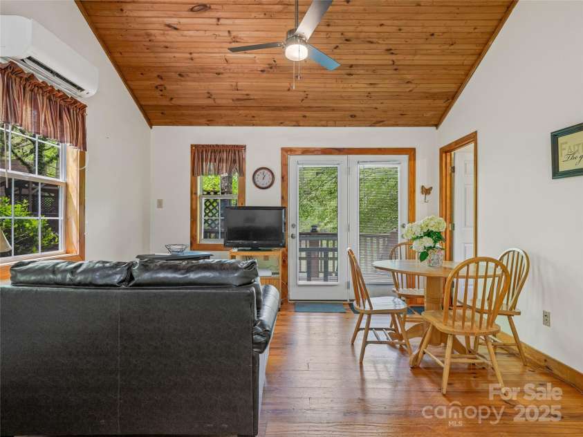 134 Fish Pond Lane, Murphy, NC 28906.  MLS# CAR4259606, YatesRealty ID 13996. 