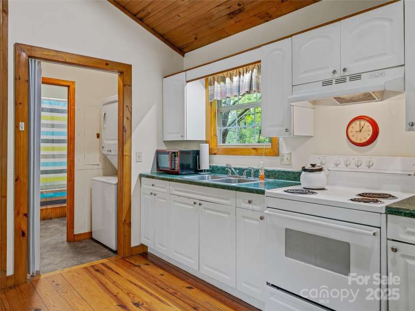 134 Fish Pond Lane, Murphy, NC 28906.  MLS# CAR4259606, YatesRealty ID 13996. 