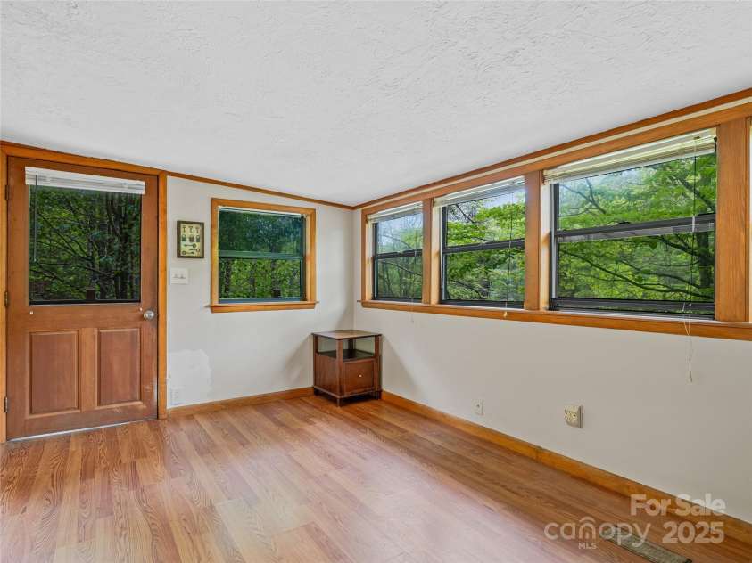 134 Fish Pond Lane, Murphy, NC 28906.  MLS# CAR4259606, YatesRealty ID 13996. 