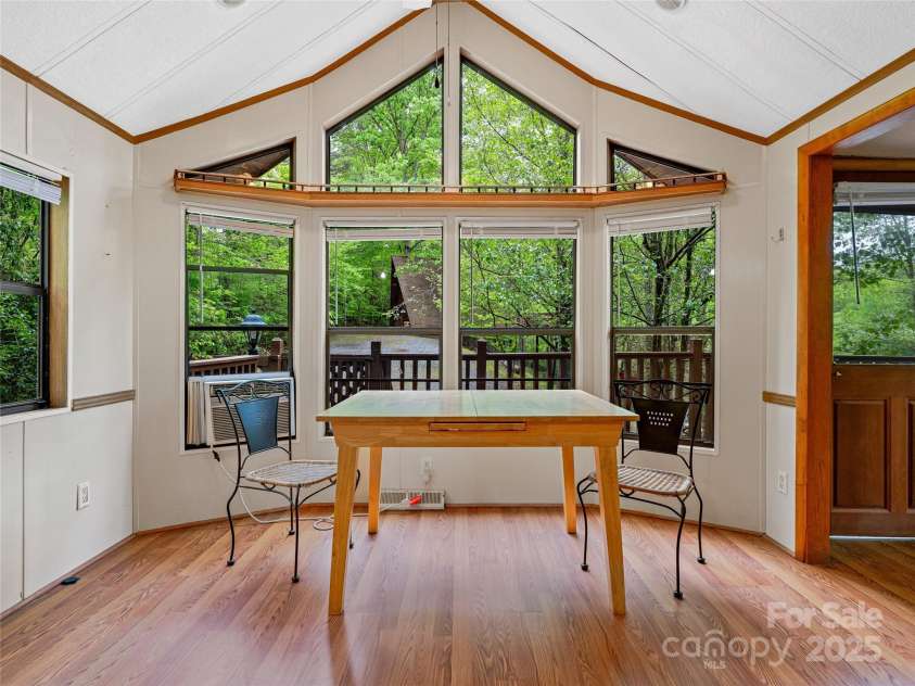 134 Fish Pond Lane, Murphy, NC 28906.  MLS# CAR4259606, YatesRealty ID 13996. 