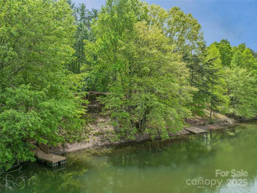 134 Fish Pond Lane, Murphy, NC 28906.  MLS# CAR4259606, YatesRealty ID 13996. 