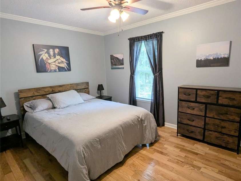 10 Sugarloaf Lane, Hendersonville, NC 28792.  MLS# CAR4251139, YatesRealty ID 13997. 