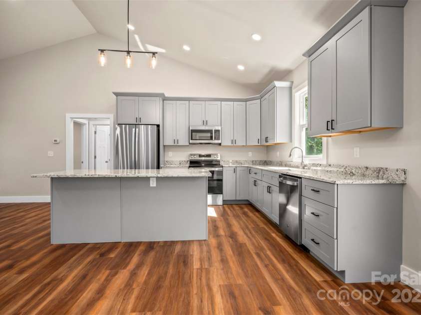 213 Calhoun Street, Hendersonville, NC 28739.  MLS# CAR4304159, YatesRealty ID 14. 