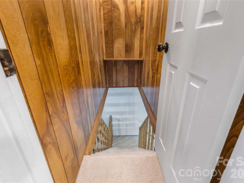 205 L And E Meadows Drive, Waynesville, NC 28786.  MLS# CAR4309569, YatesRealty ID 14001. 