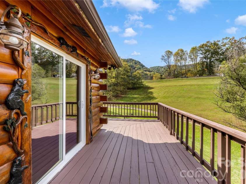 205 L And E Meadows Drive, Waynesville, NC 28786.  MLS# CAR4309569, YatesRealty ID 14001. 