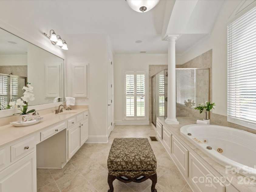 7507 Meadowgate Lane, Waxhaw, NC 28173.  MLS# CAR4257581, YatesRealty ID 14002. 