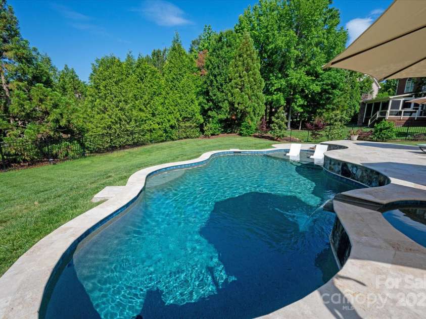 7507 Meadowgate Lane, Waxhaw, NC 28173.  MLS# CAR4257581, YatesRealty ID 14002. 