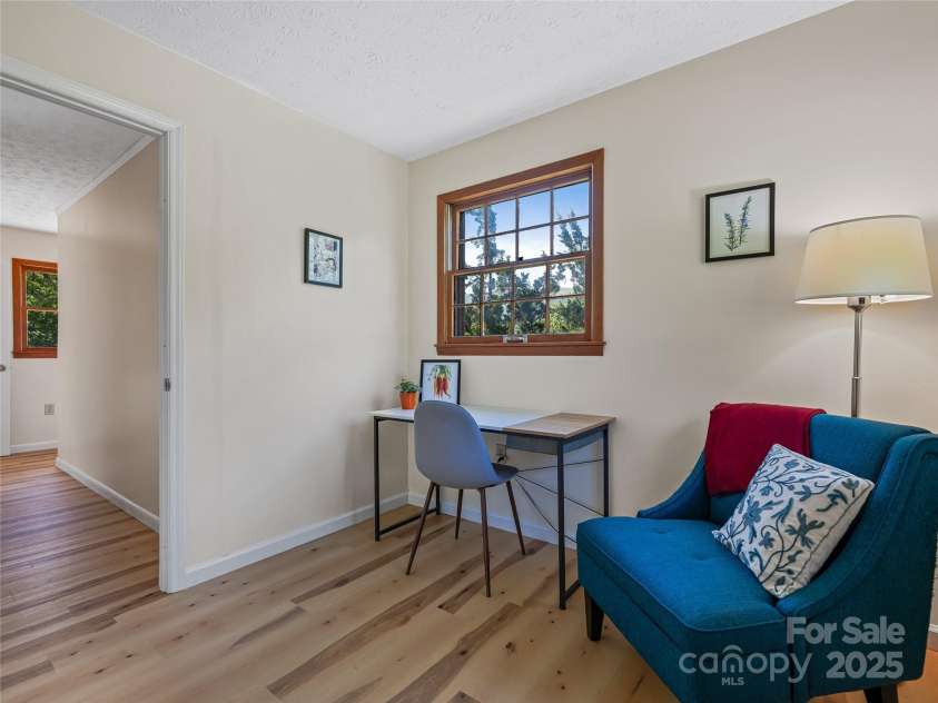 143 Mountain Crest Road, Swannanoa, NC 28778.  MLS# CAR4258338, YatesRealty ID 14003. 