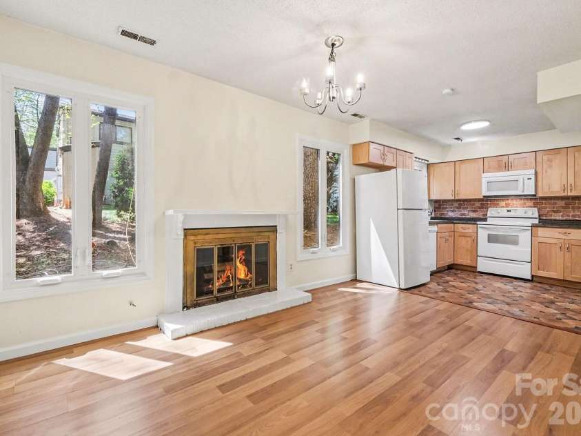 4813 Rounding Run Road, Charlotte, NC 28277.  MLS# CAR4368911, YatesRealty ID 14004. 