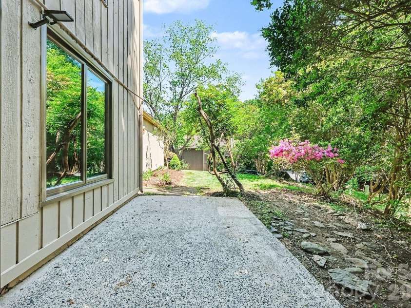 4813 Rounding Run Road, Charlotte, NC 28277.  MLS# CAR4368911, YatesRealty ID 14004. 