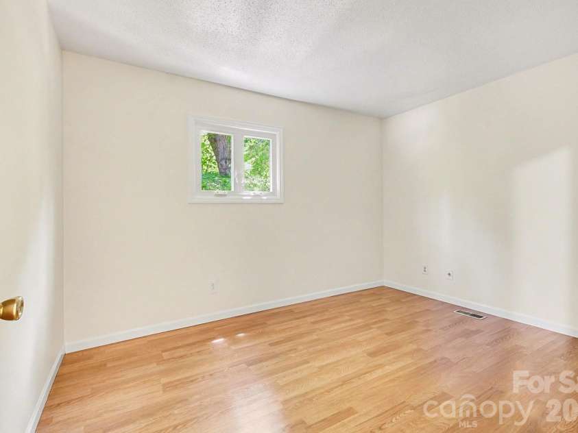 4813 Rounding Run Road, Charlotte, NC 28277.  MLS# CAR4368911, YatesRealty ID 14004. Bedroom 4