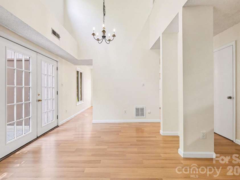 4813 Rounding Run Road, Charlotte, NC 28277.  MLS# CAR4368911, YatesRealty ID 14004. Great Room