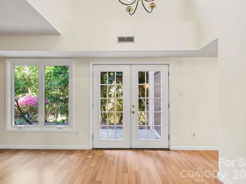 4813 Rounding Run Road, Charlotte, NC 28277.  MLS# CAR4368911, YatesRealty ID 14004. Great Room