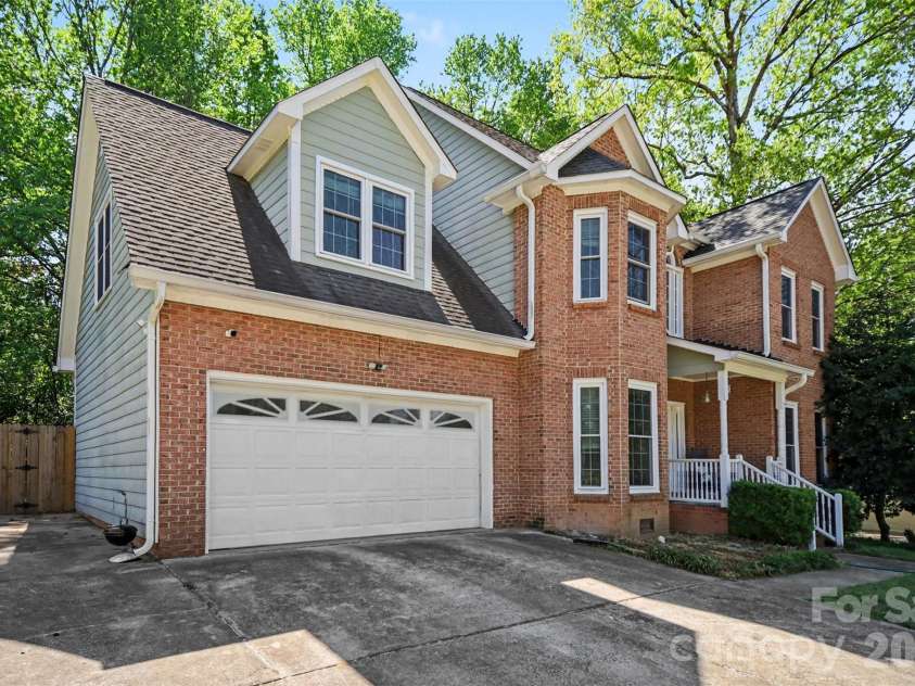 1625 Kiawah Court, Gastonia, NC 28056.  MLS# CAR4367551, YatesRealty ID 14005. 