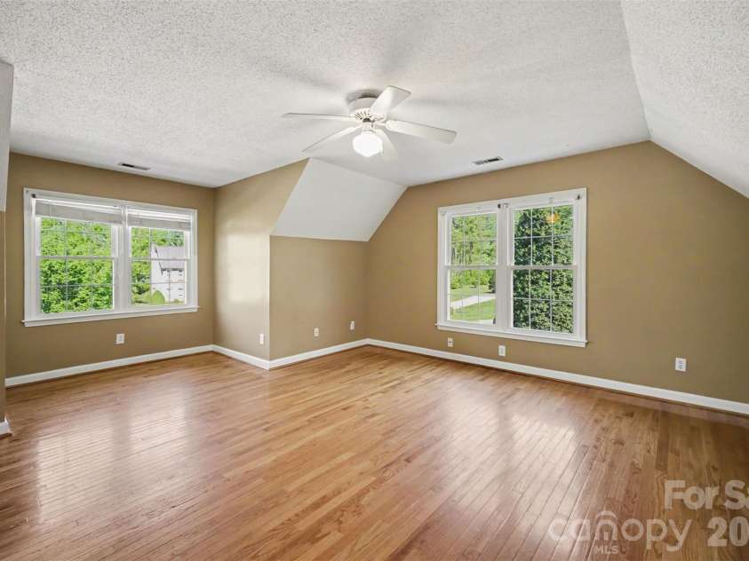 1625 Kiawah Court, Gastonia, NC 28056.  MLS# CAR4367551, YatesRealty ID 14005. 