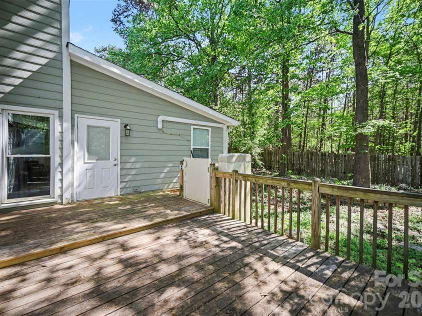 1625 Kiawah Court, Gastonia, NC 28056.  MLS# CAR4367551, YatesRealty ID 14005. 