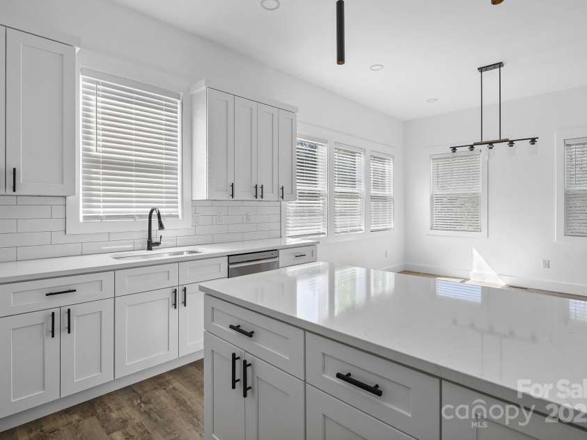 3 Weather Wood Drive, Arden, NC 28704.  MLS# CAR4248624, YatesRealty ID 14005. 