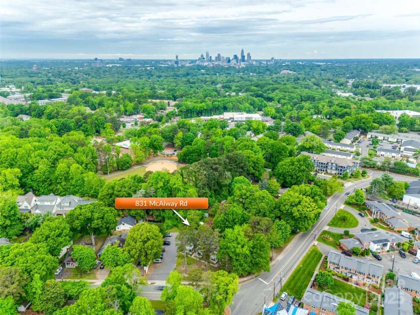831 McAlway Road, Charlotte, NC 28211.  MLS# CAR4251307, YatesRealty ID 14006. 