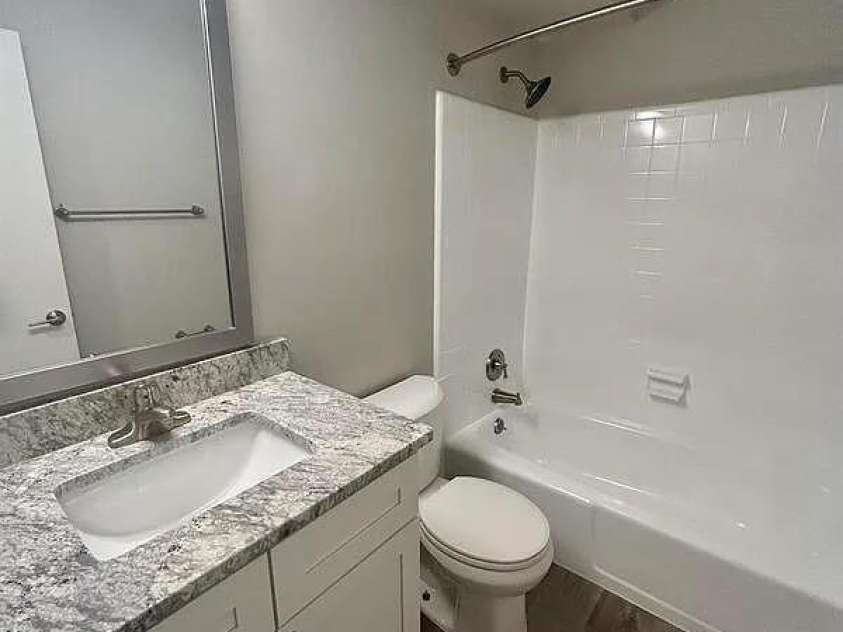 831 McAlway Road, Charlotte, NC 28211.  MLS# CAR4251307, YatesRealty ID 14006. 