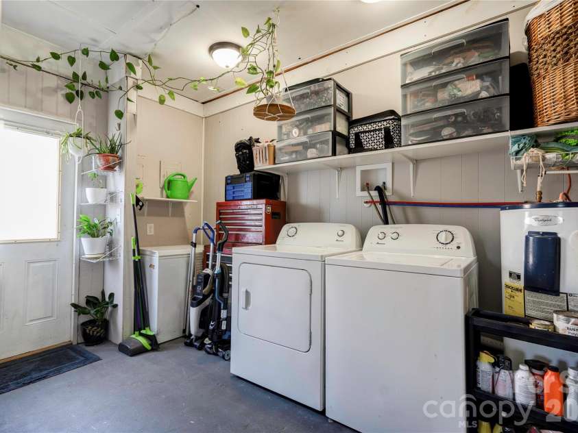 111 Dyer Drive, Shelby, NC 28152.  MLS# CAR4369783, YatesRealty ID 14007. Laundry Room