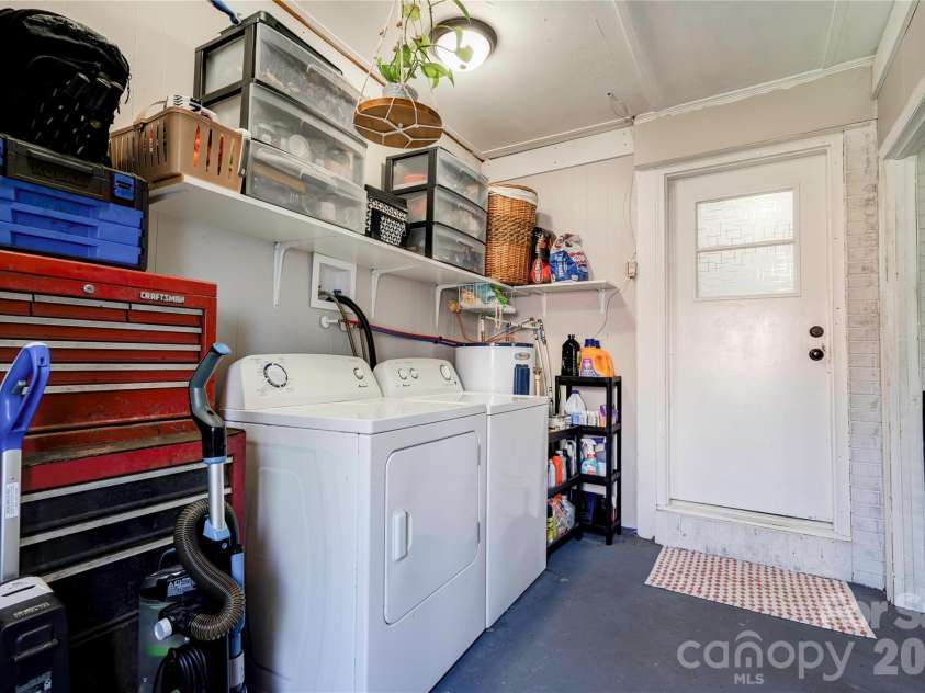 111 Dyer Drive, Shelby, NC 28152.  MLS# CAR4369783, YatesRealty ID 14007. Laundry Room