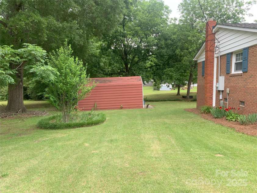 304 Miller Street, Jefferson, SC 29718.  MLS# CAR4259978, YatesRealty ID 14010. 