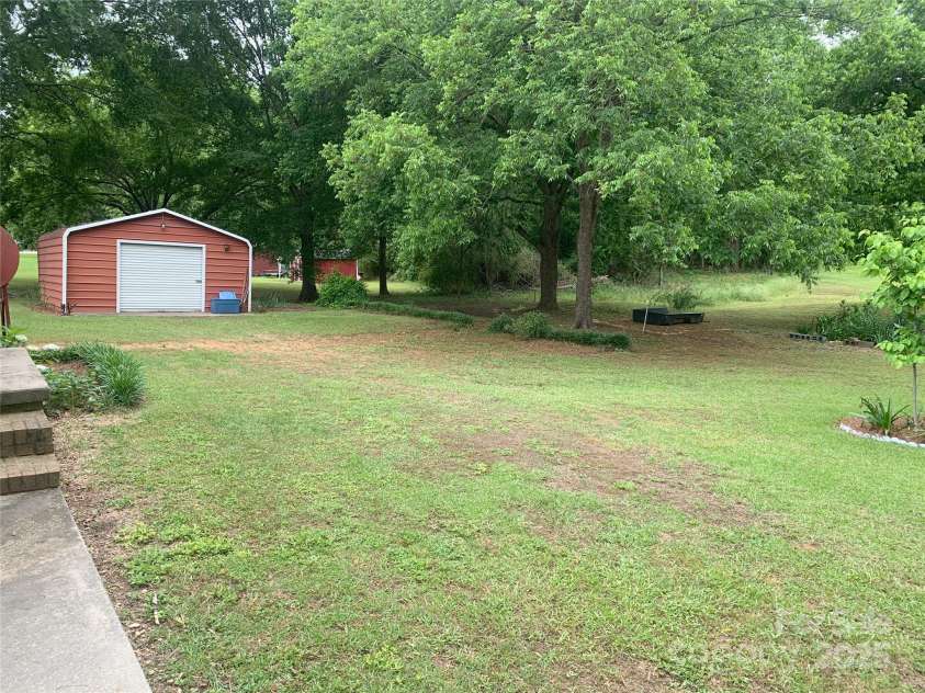 304 Miller Street, Jefferson, SC 29718.  MLS# CAR4259978, YatesRealty ID 14010. 