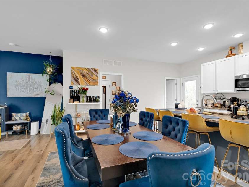 4301 Grove Street, Charlotte, NC 28269.  MLS# CAR4360431, YatesRealty ID 14010. 