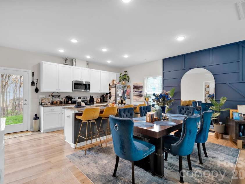 4301 Grove Street, Charlotte, NC 28269.  MLS# CAR4360431, YatesRealty ID 14010. 