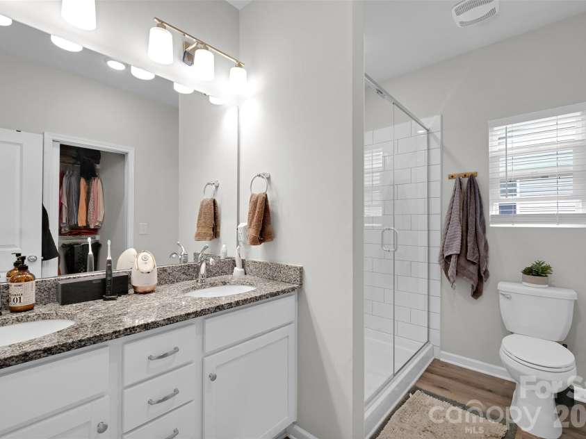 4301 Grove Street, Charlotte, NC 28269.  MLS# CAR4360431, YatesRealty ID 14010. 