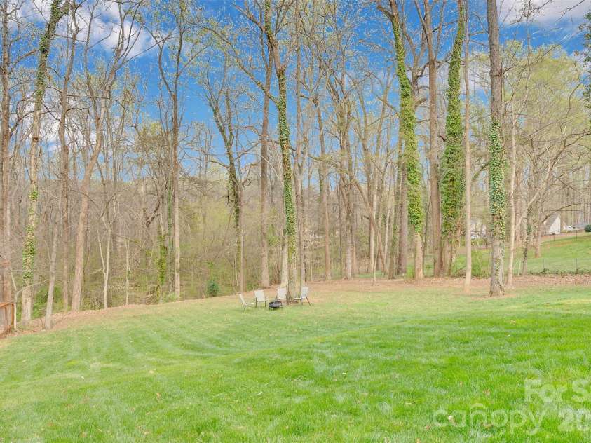 4301 Grove Street, Charlotte, NC 28269.  MLS# CAR4360431, YatesRealty ID 14010. 