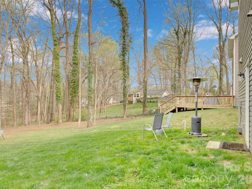 4301 Grove Street, Charlotte, NC 28269.  MLS# CAR4360431, YatesRealty ID 14010. 