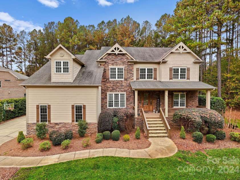 124 Streamwood Road, Troutman, NC 28166.  MLS# CAR4177890, YatesRealty ID 14011. 